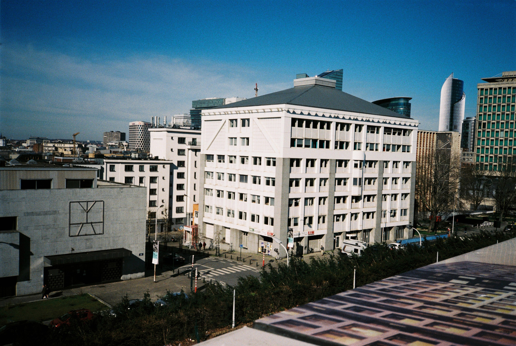 A vintage looking picture of the building where the current studio is, the Meyboom.